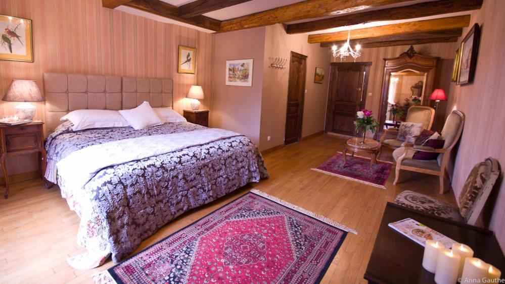 Le Cheval Blanc Bed & Breakfast Saint-Antonin Exterior photo