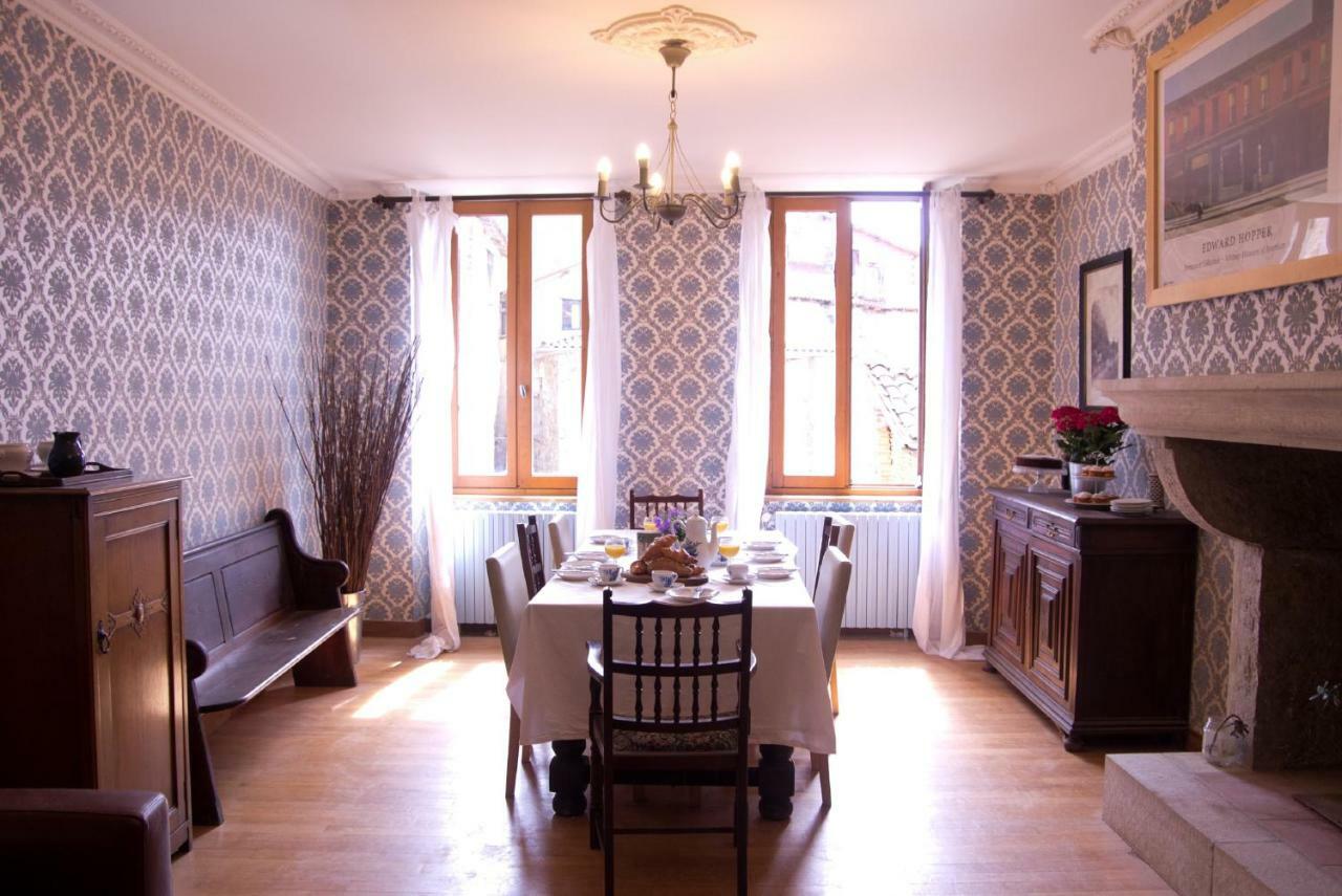 Le Cheval Blanc Bed & Breakfast Saint-Antonin Exterior photo